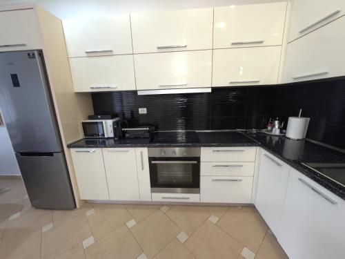 Veranda Center Apartment, Tirana (photo 10)