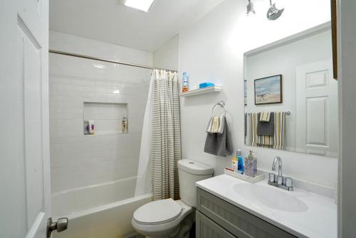 3 bed 2 bath Big back yard Centrally located in SD