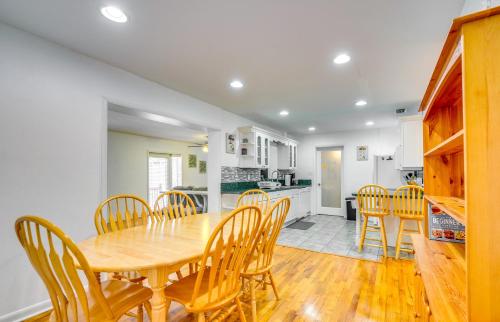 Ocala Retreat with Pool, Grill and Yard - Pets Welcome in Ocala, USA