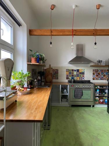 Colorful apartman in Holešovice, Praga (foto 2)