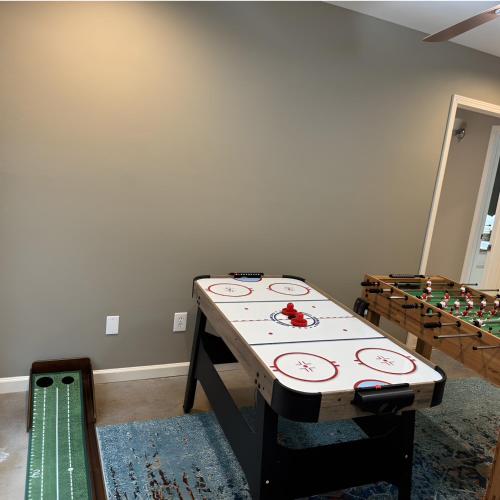 3Bed2Bath Houston Getaway Near Sports, Shops and Midtown in Houston, USA