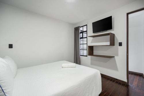NOWA Arya PH - Huge Hot Tub & AC Steps from Lleras Park, Medellín (fotografie 9)