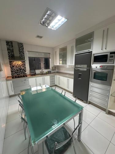 kuhinja, Casa completa e aconchegante para 7 pessoas in Zona 15