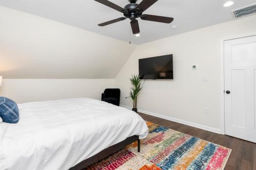 Mountain Views, GameRoom, HotTub MiniGolf, FirePit