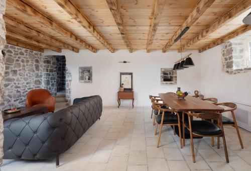 A szálláshely kívülről, Villa Liberta in Tivat