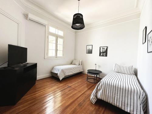 Enjoy VallanHost @ Cabildo Suite 3 bedrooms - 6 guests in كولجيالس