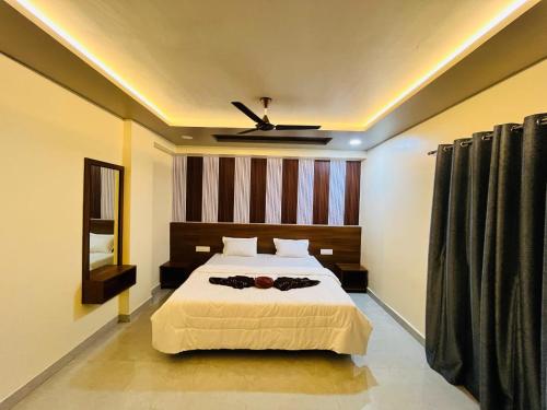 Hotel New Holiday Inn