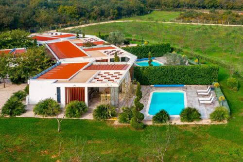 Exterior view, Villa Royal Green Four in Briševo