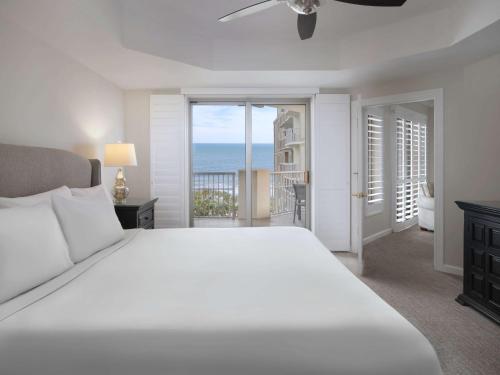 Royale Palms Condominiums - image 6