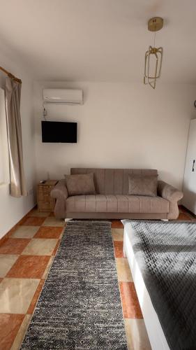 GНouse - image 5