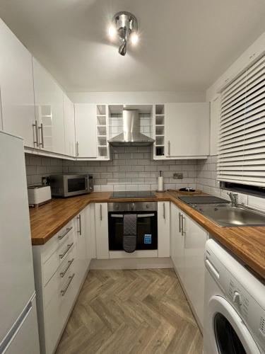 The Airport Flat - Newly Renovated & FREE Parking, Leeds (Foto 3)