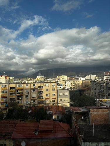 Urban Mountain View, Tirana (fotografie 3)