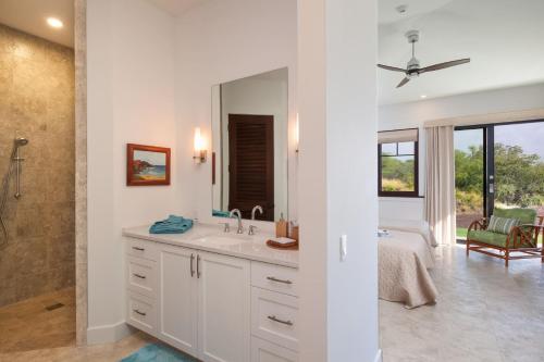 Mauna Kea High Bluffs Home