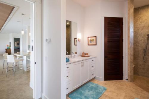 Mauna Kea High Bluffs Home