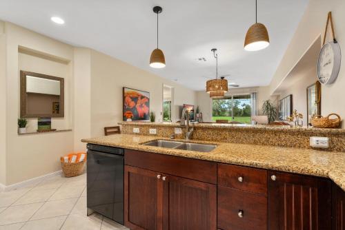 E2 Waikoloa Fairway Villas - image 11