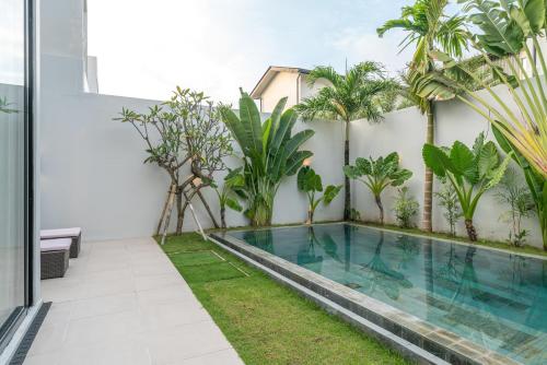 Three-Bedroom Villa image 8