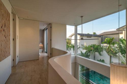 Three-Bedroom Villa image 4