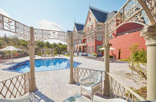 PortAventura Hotel Lucy's Mansion - Includes PortAventura Park & Ferrari Land Tickets