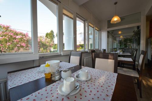 Wellness Hotel Kakadu - image 8