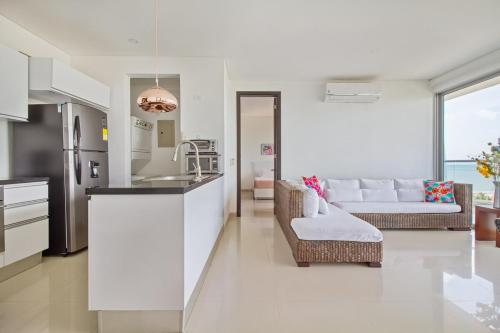 Beach 2-bedroom apartment - image 5