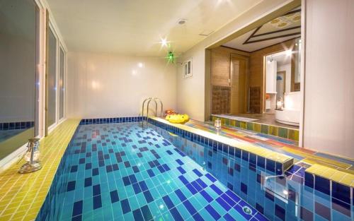 가평 아쿠아밸리 풀빌라 (Gapyeong Aqua Valley Poolvilla) in 가평