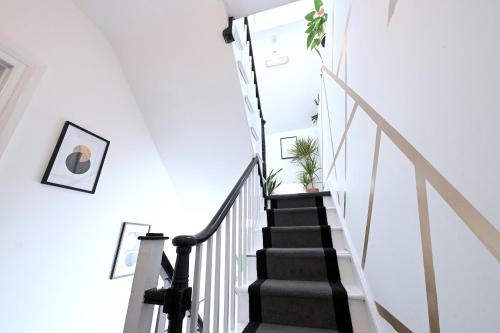 60C Lewisham Way SE14 6NY London Umodzi House - image 9
