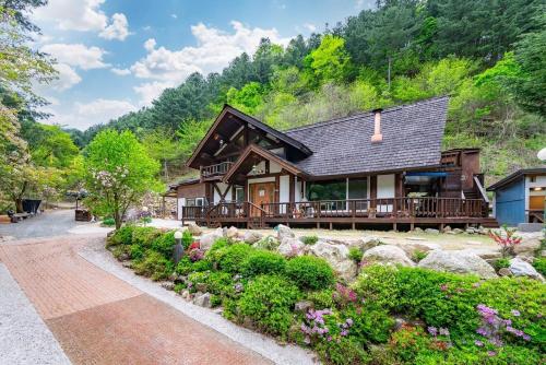 Yangpyeong Sweet Tree Spa Pension in Danwol-myeon