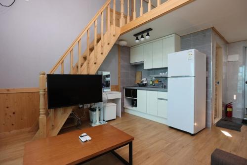 Geumodo Joy Joy Pension in Udu-ro