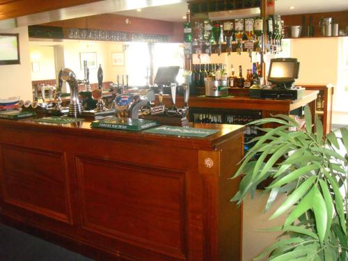 Beggars Reach Hotel - image 11