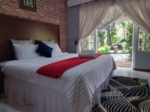 . Comrades Oasis Guest House