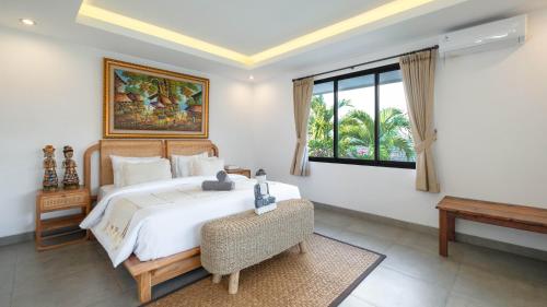 Three-Bedroom Villa image 10