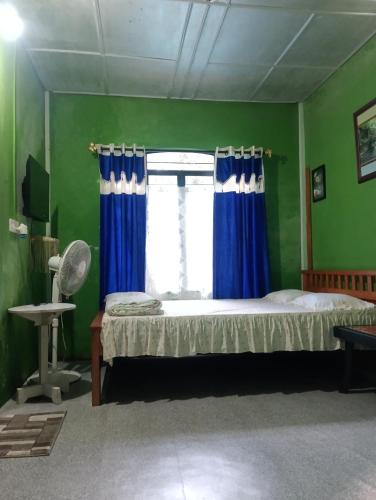 1 double bed