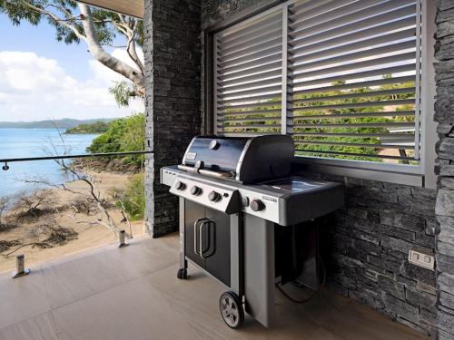 Hidden Cove on Hamilton Island by HIHA