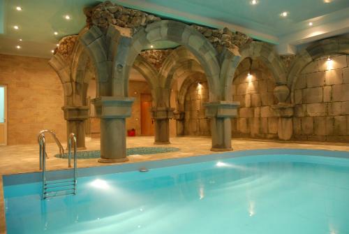 A Hotelcom Latar Hotel Complex Hotel Yerevan Armenia - 