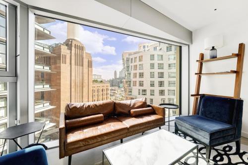 Spacious 3-bedroom with stunning Battersea views, Londra (foto 7)