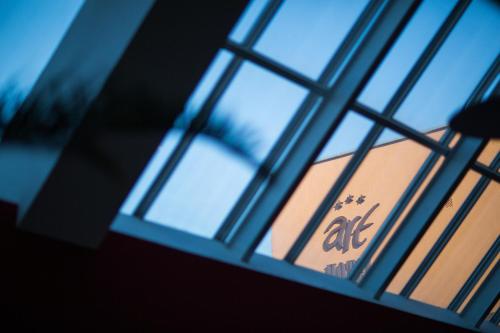 Art Hotel - image 6