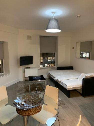 Parnell Apartments - image 5