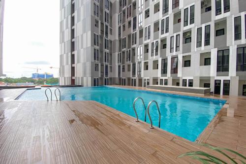 Look Modern Studio at The Alton By Travelio