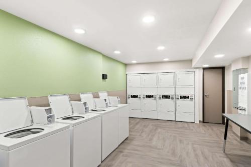 المرافق, WoodSpring Suites Denver Commerce City in Commerce City