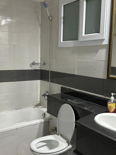 Unisex Loft rooms in center of Bur Dubai near Burjuman Metro Exit-4, Dubai (photo 5)