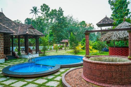 Úszómedence, Bethel Heritage Resort in Kodanad