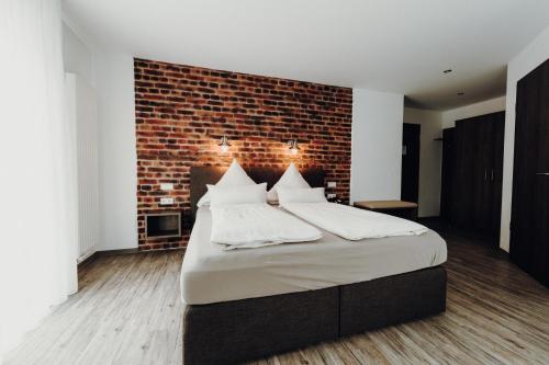 1 twin bed