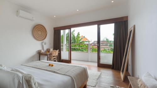 Villa Madissa by Villa Finder