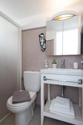Anthousa Hotel - image 7