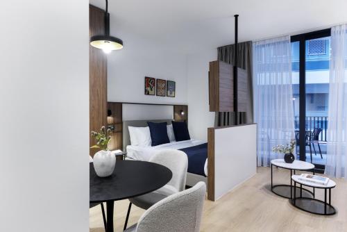 MoRe by Zoia Living, Афины