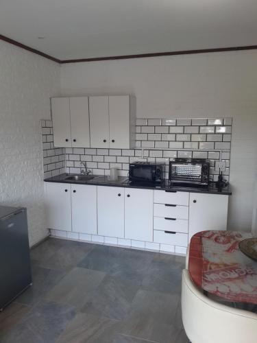 Kitchen, Palm Estate in Edenvale