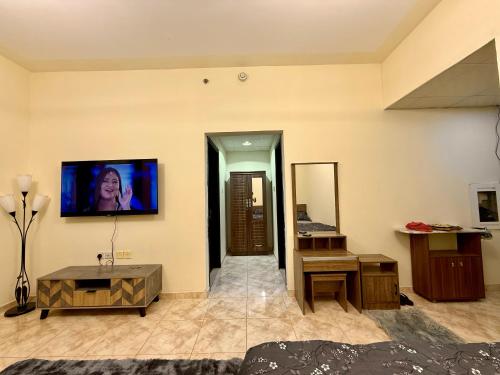 Stunning Studio Apartment With Sea View Stunning Studio Apartment With Sea View