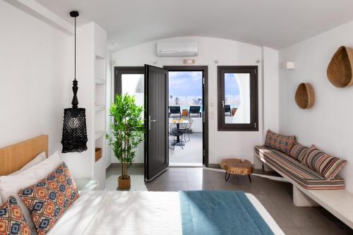 Amity Suites - Adults Only - Tap to explore photos