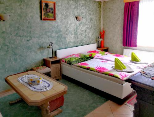 Triple Room room in Villa Anastazis - Penzion Eden