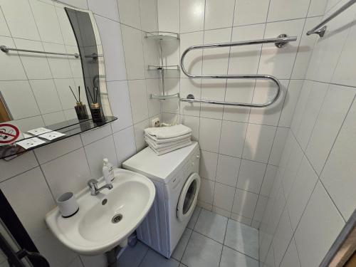 Z15 River Apartment - image 4